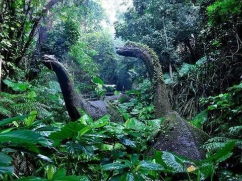 Bí ẩn trận mưa kéo dài 2 triệu năm đưa khủng long lên ngôi bá chủ Trái đất