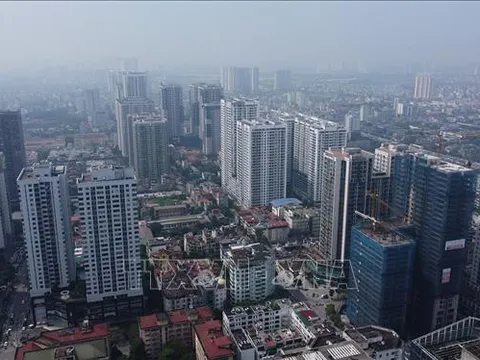 Gian nan chuẩn hóa môi giới bất động sản