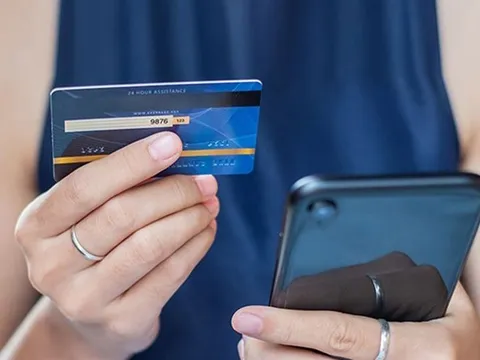 Không cần biết mật khẩu hay mã xác minh, hacker vẫn cuỗm sạch tiền trong tài khoản