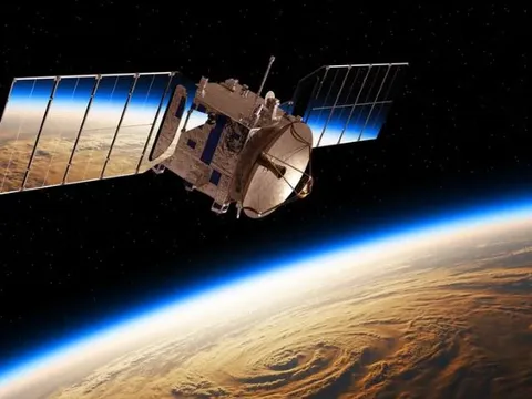 Số lượng vệ tinh quay quanh trái đất đang tăng vọt, gây lo ngại về thiên văn học và môi trường không gian