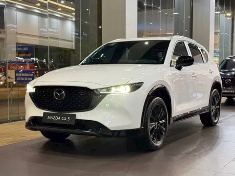 Giá lăn bánh Mazda CX-5 cuối tháng 5/2025 siêu ‘mềm’, tăng áp lực cực lớn lên Honda CR-V