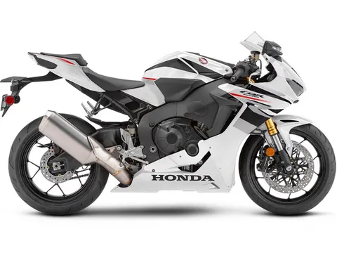 Top 10 môtô hiệu suất cao rẻ nhất năm 2025: Honda CBR1000RR góp mặt