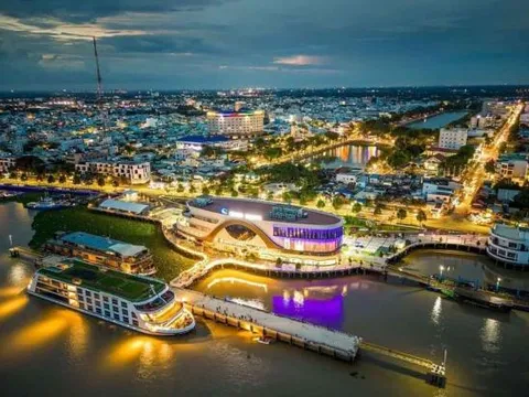 Tỉnh thành vốn không có biển sẽ sở hữu bãi cát đen 'đắt giá' nổi tiếng nhất Việt Nam sau sáp nhập