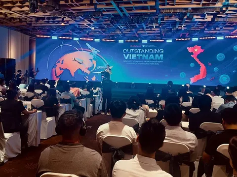 Hỗ trợ doanh nghiệp Việt vươn ra thế giới từ thương mại xuyên biên giới
