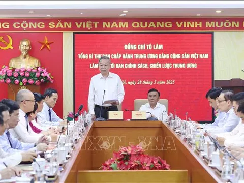 Tạo sự kết nối hiệu quả hơn giữa thị trường vàng trong nước và thị trường quốc tế
