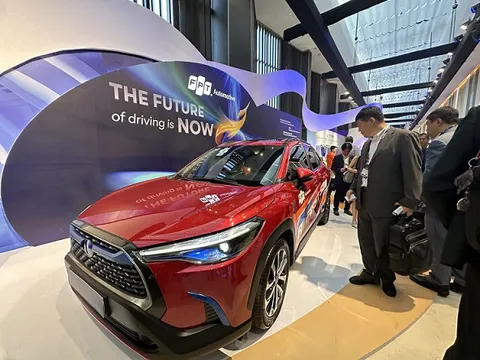 Thị trường ô tô phục hồi tích cực trong cạnh tranh gay gắt
