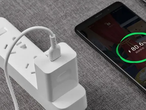 Dùng xong không rút phích cắm của 5 thiết bị điện này khỏi ổ, hóa đơn tiền điện sẽ “đội nóc”!