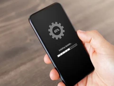Có nên cập nhật hệ thống điện thoại thường xuyên? Câu trả lời không đơn giản như bạn nghĩ