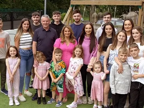 Cuộc sống phi thường của gia đình đông con nhất nước Anh - Kỳ 1