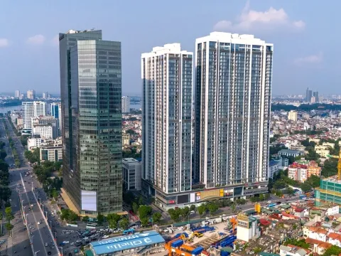 Đất nền chững lại, chung cư hút khách