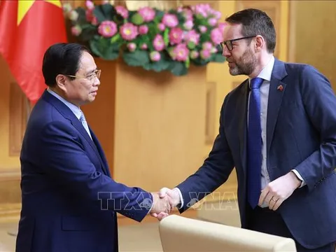 Thủ tướng Phạm Minh Chính chủ trì tọa đàm với các doanh nghiệp Vương quốc Anh