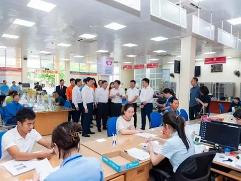 Quảng Ninh: Vận hành thông suốt hệ thống dịch vụ hành chính công hai cấp