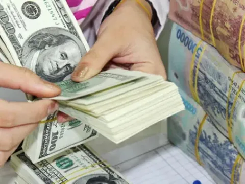 Giá ngoại tệ ngày 11/7/2025: USD tăng giá trở lại nhờ chính sách thuế của Tổng thống Mỹ Donald Trump
