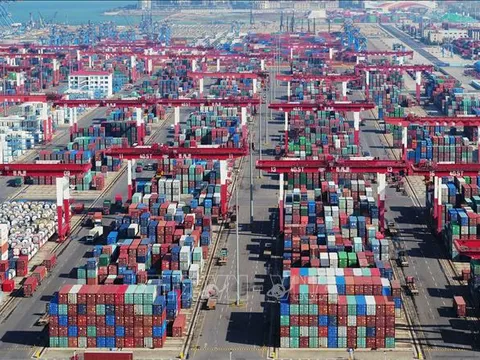 Kinh tế thế giới tiếp tục đối mặt nhiều bất ổn
