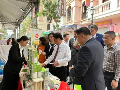 Hàng ngàn đặc sản OCOP ba miền hội tụ tại Hà Nội