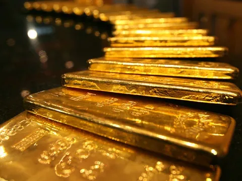 Vì sao giá vàng thế giới vọt lên mức đỉnh trong 5 tuần?

