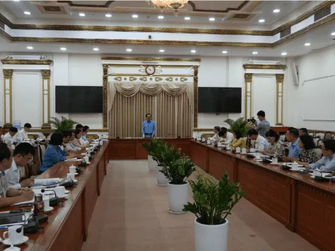 Chủ tịch UBND TP Hồ Chí Minh: Không để tồn tại tình trạng 'cò làm hồ sơ'