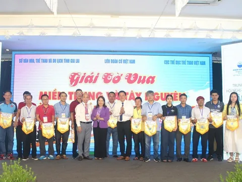 Gần 700 kỳ thủ tranh tài giải cờ vua Miền Trung – Tây Nguyên mở rộng