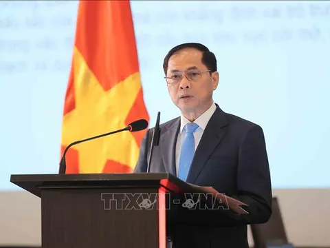 30 năm Việt Nam tham gia ASEAN - Từ khát vọng chung đến thành viên tin cậy và trách nhiệm