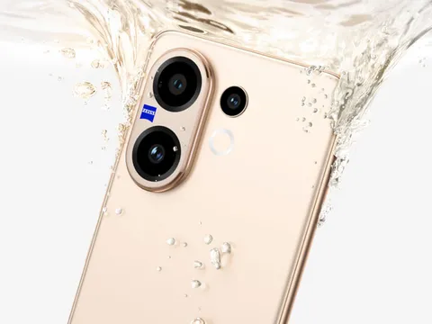 Smartphone màn hình cong, chống nước, pin 6500mAh, giá hấp dẫn