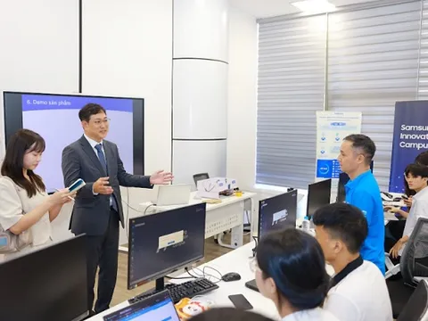 330 sinh viên được đào tạo về AI, dữ liệu lớn