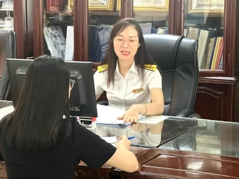 Bộ Tài chính bỏ đề xuất áp thuế 20% với bất động sản, giữ nguyên thuế chứng khoán