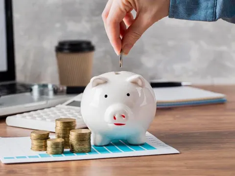 10 cách quản lý chi tiêu thông minh giúp sinh viên sống tiết kiệm mà vẫn hiệu quả