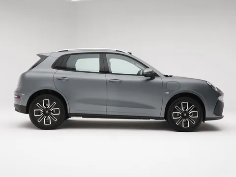 SUV hạng B công suất 204 mã lực, thiết kế đẹp, trang bị tiên tiến 