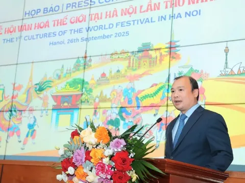 Lần đầu tiên Việt Nam tổ chức lễ hội văn hóa thế giới tại Hà Nội