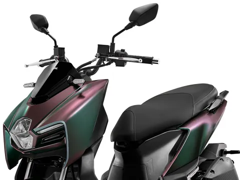 Xe tay ga 155cc, trang bị phanh ABS, TCS, giá gần 56 triệu đồng