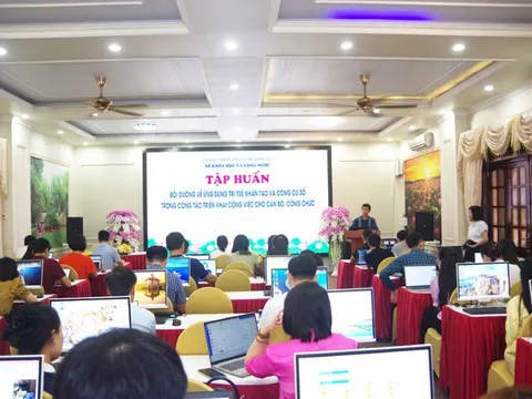 Nghệ An tập huấn ứng dụng trí tuệ nhân tạo cho hơn 270 cán bộ