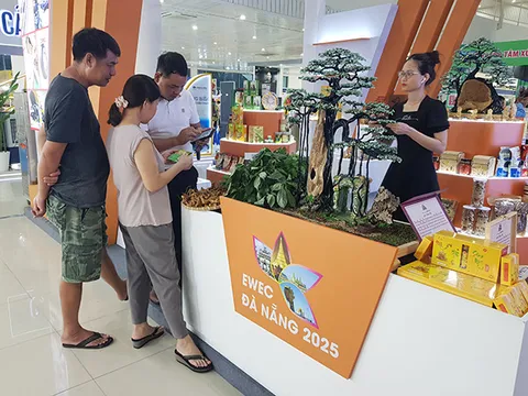 Đà Nẵng: Khai mạc hội chợ quốc tế Hành lang kinh tế Đông Tây 2025