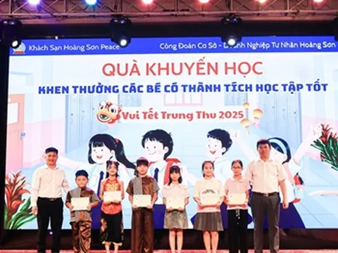 Đêm hội Trung thu gắn kết, chắp cánh ước mơ tại Hoàng Sơn Peace