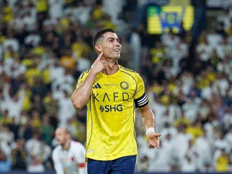 Top 10 cầu thủ bóng đá giàu nhất thế giới: Ronaldo chạm mốc 1 tỷ bảng