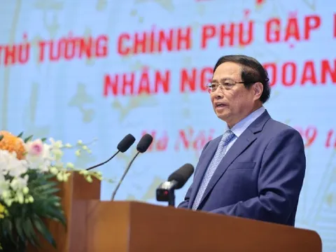 Thủ tướng kêu gọi doanh nhân thực hiện 3 sứ mệnh tiên phong