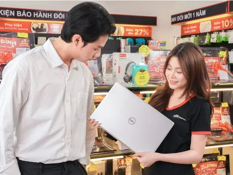 Mua laptop giá tốt dịp cuối năm