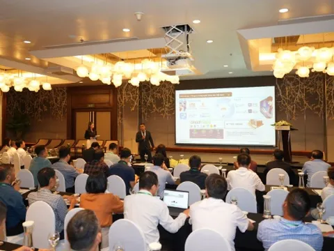 Thúc đẩy ứng dụng AI trong chứng khoán, bảo hiểm