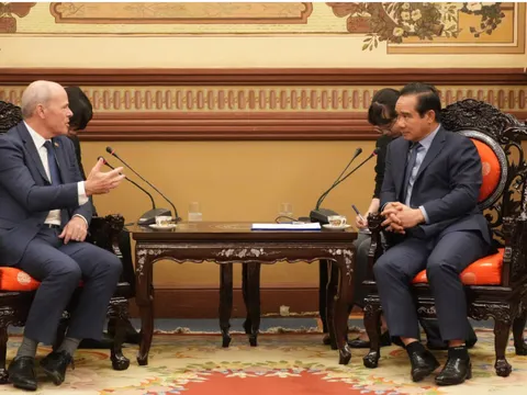 Thúc đẩy hợp tác giữa TP Hồ Chí Minh và Canada trong giáo dục, năng lượng xanh