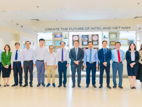 TP Hồ Chí Minh hợp tác chiến lược với Intel trong lĩnh vực công nghệ cao