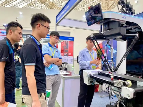 Đề xuất xây lộ trình số hóa, xanh hóa mẫu cho doanh nghiệp nhỏ và vừa