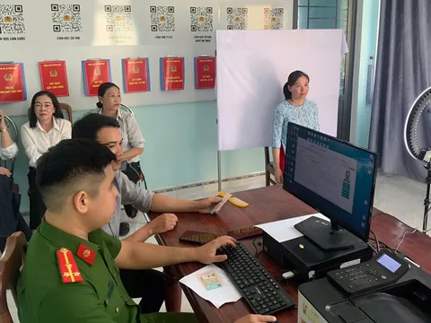 Gia Lai tích cực triển khai thẻ đảng viên gắn chip, hiện đại hóa công tác Ðảng